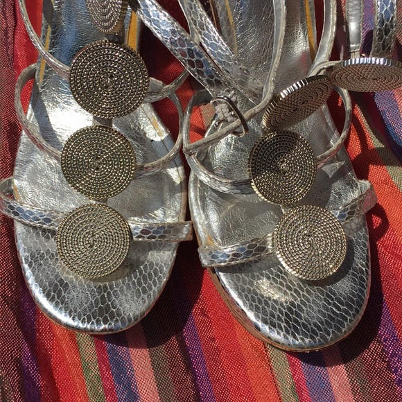 Shoes - Picture 5 of 5